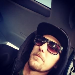 Meet your Posher, Jaron